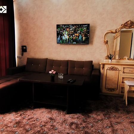 Hotel Buston Chkalovsk Esterno foto
