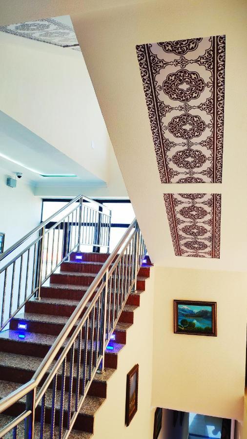 Hotel Buston Chkalovsk Esterno foto