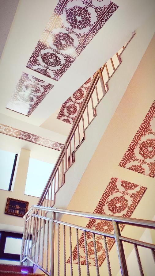 Hotel Buston Chkalovsk Esterno foto