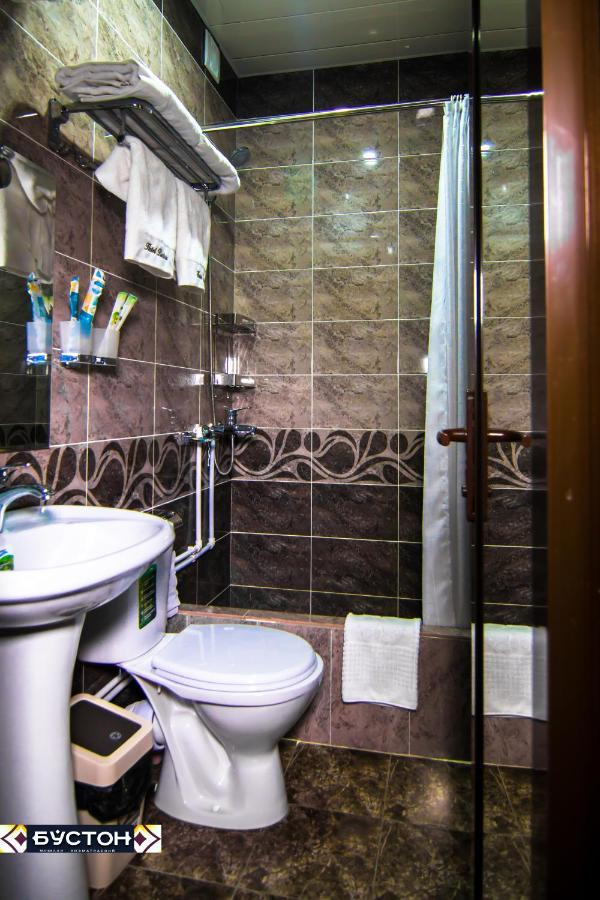 Hotel Buston Chkalovsk Esterno foto