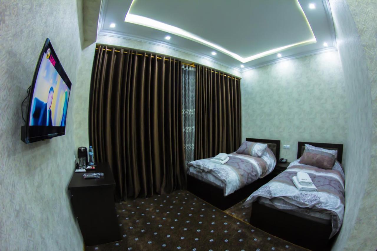 Hotel Buston Chkalovsk Esterno foto